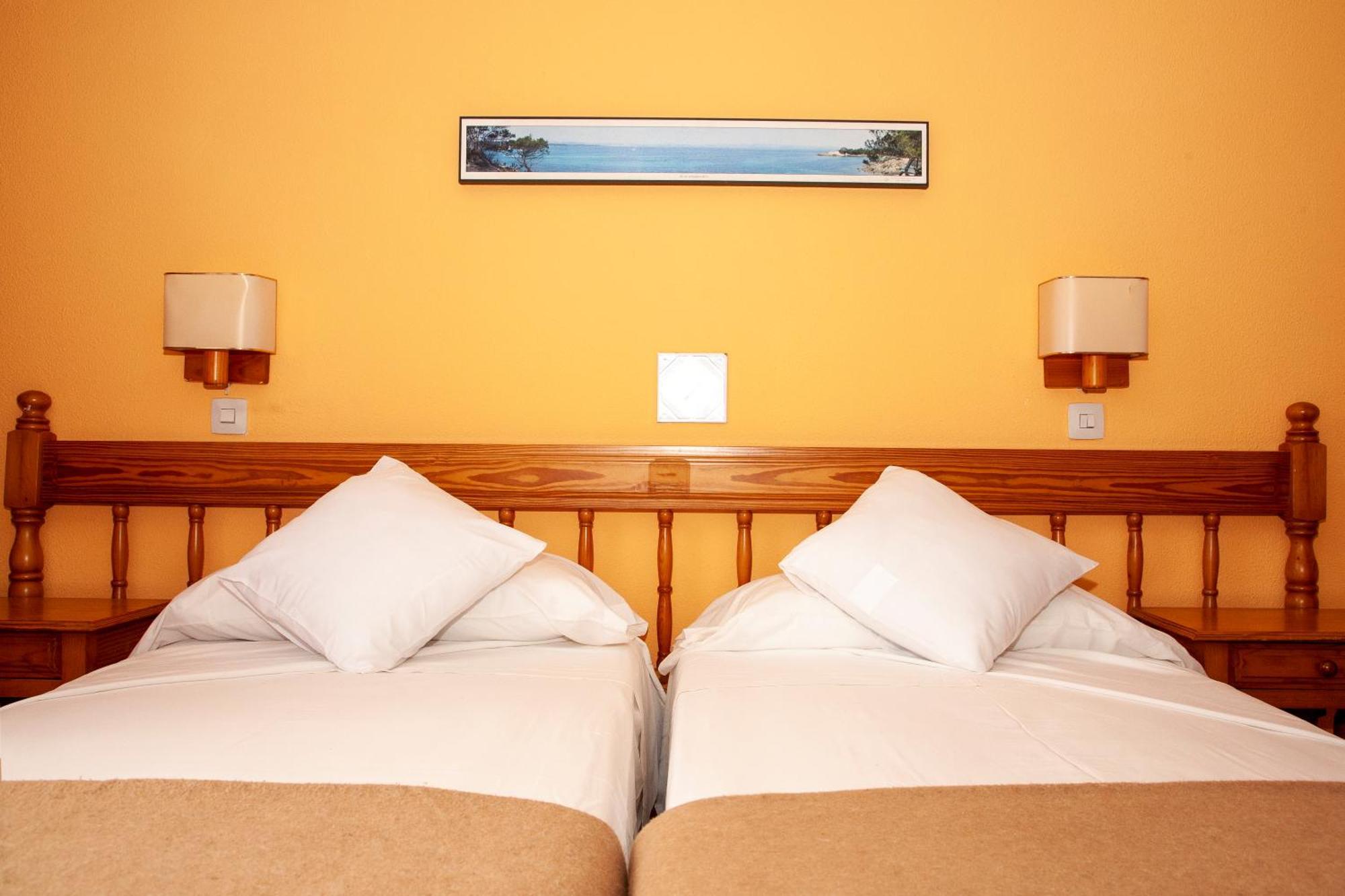 Bon Aire Apartamentos Peguera Bagian luar foto