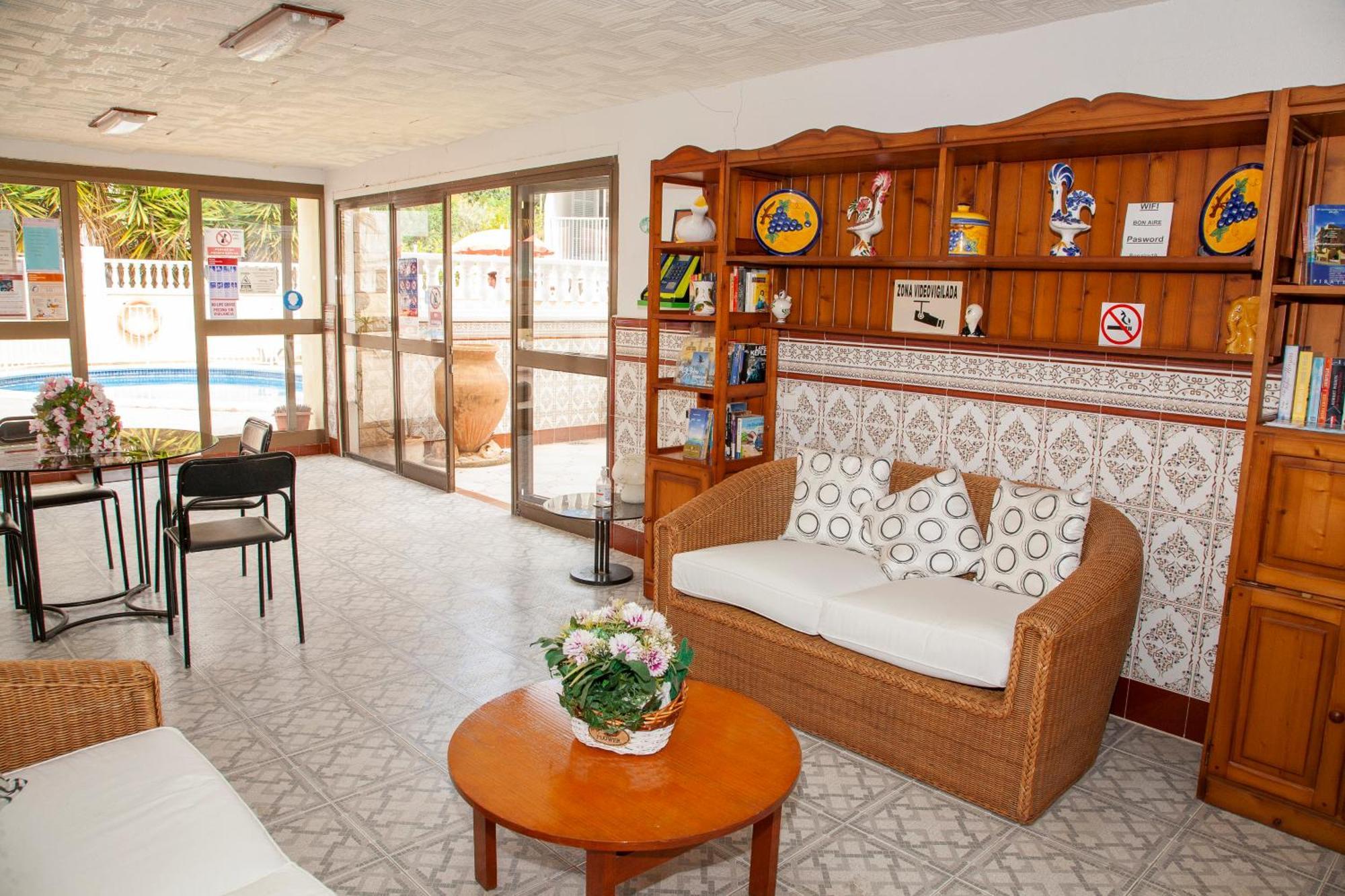 Bon Aire Apartamentos Peguera Bagian luar foto